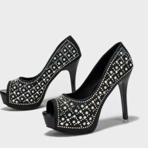 ⭐️NWT BLACK BLING HEELS SIZE 6